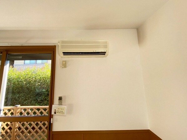 スクエアガーデン Bの物件内観写真